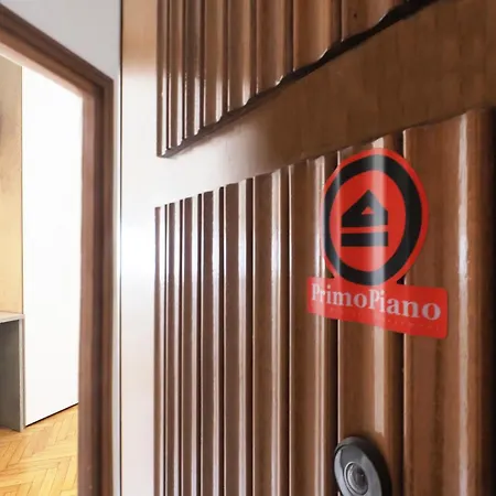 Primopiano - Cucchi Apartment Milan