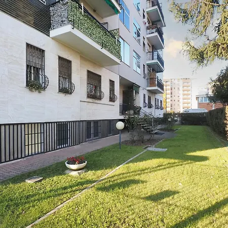 Primopiano - Cucchi Apartment Milan